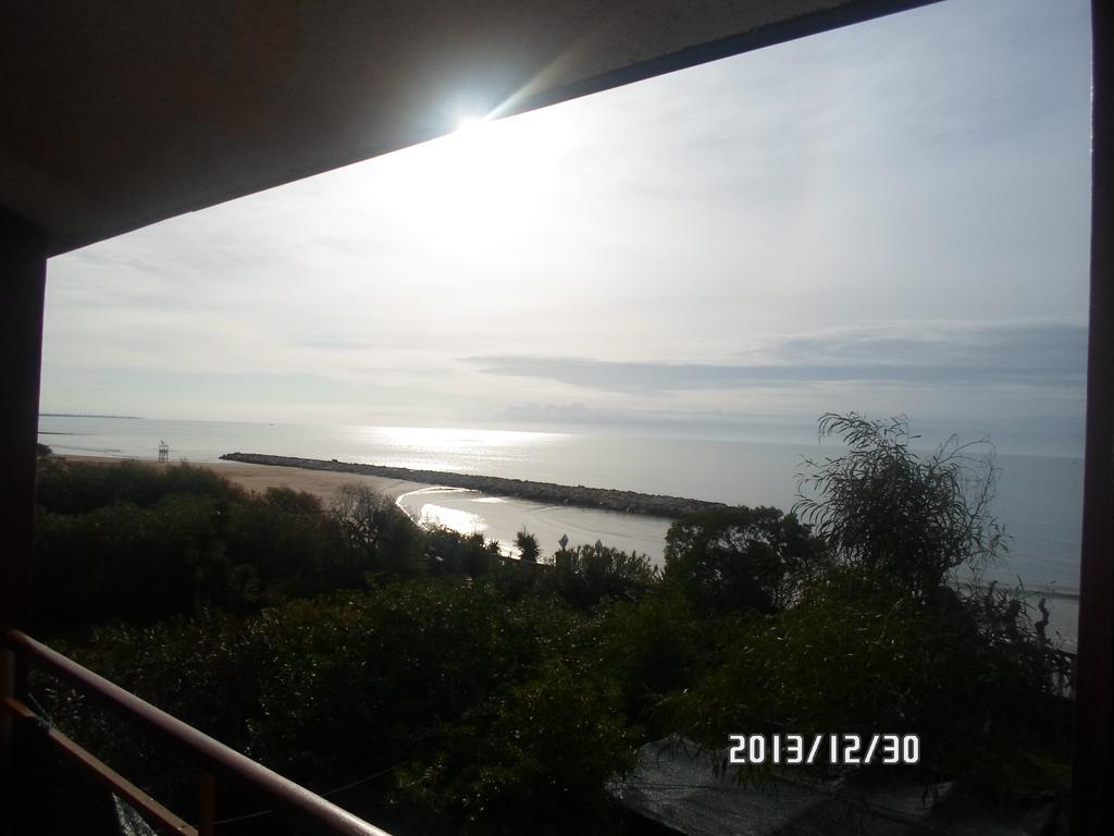 פוצאלו Villa Eva Sul Mare Area "A" חדר תמונה
